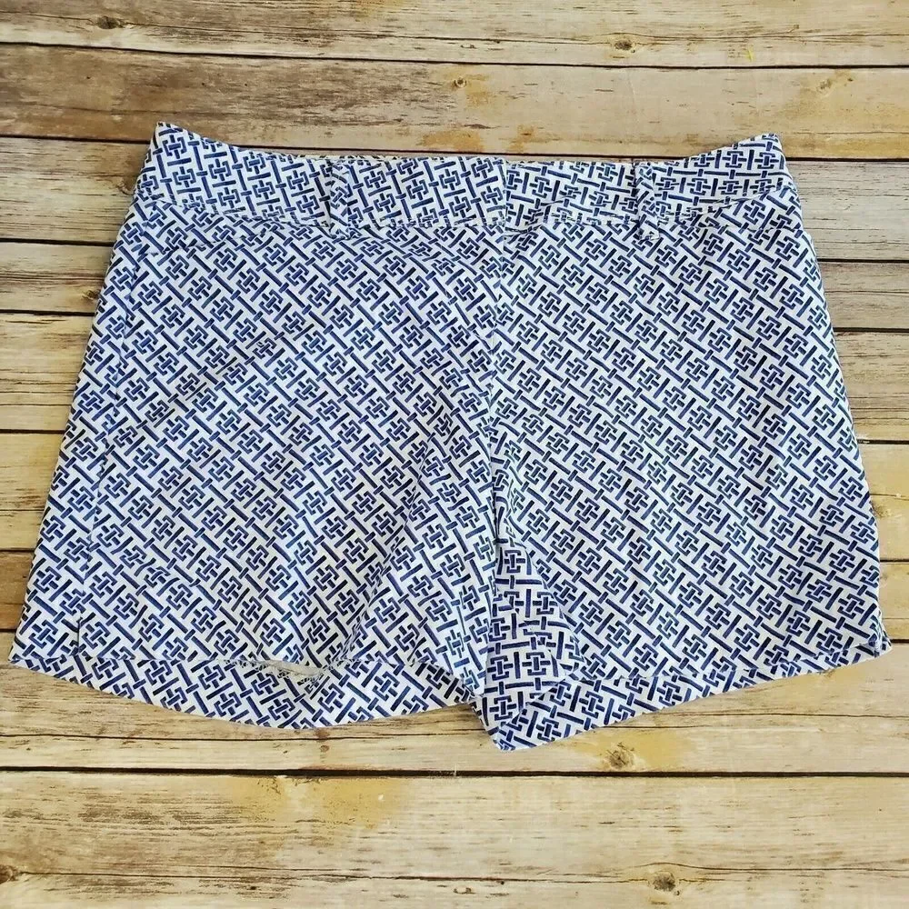 The Limited Tailored Short Womens Size 8 Blue White Patterned